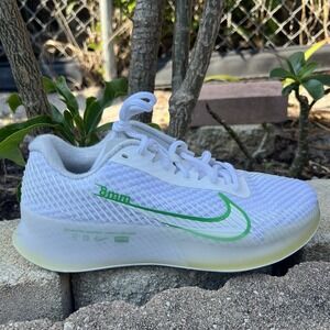 Nike Air Zoom Vapor 11 HC Tennis Shoes White Green DR6965-102 Women's Size 7